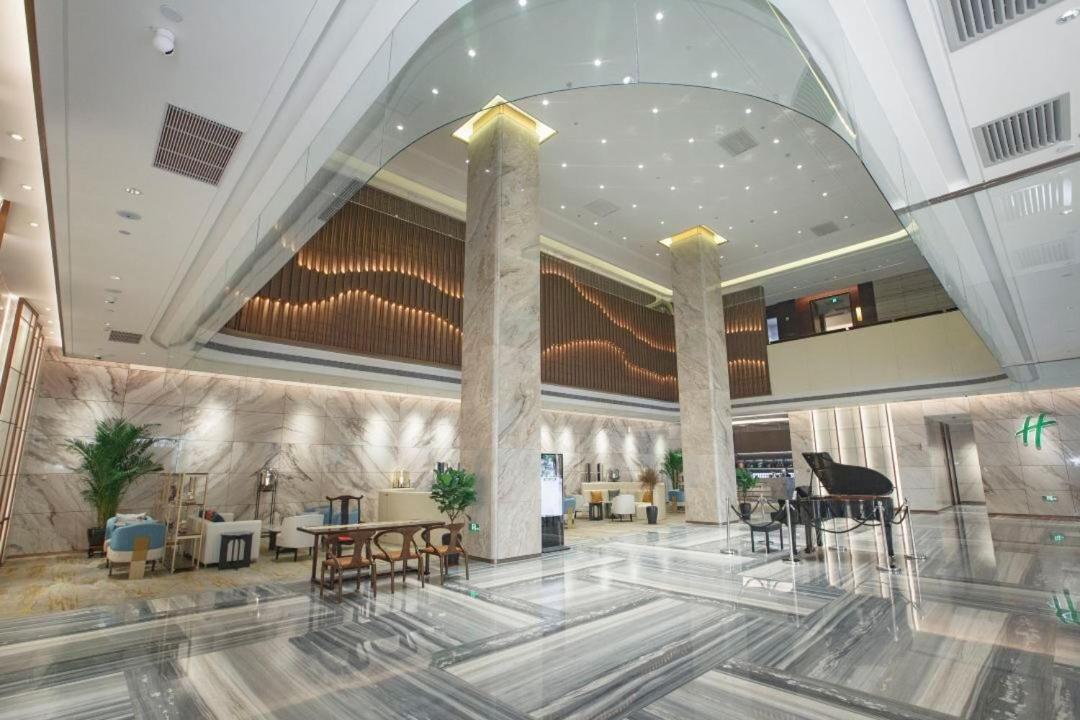 Holiday Inn Taiyuan City Center Экстерьер фото